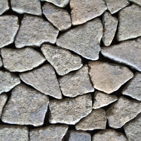 InduStone Mozaika Kamienna na siatce DARK Interzoro łamana kamień wulkaniczny 30×30 (3)